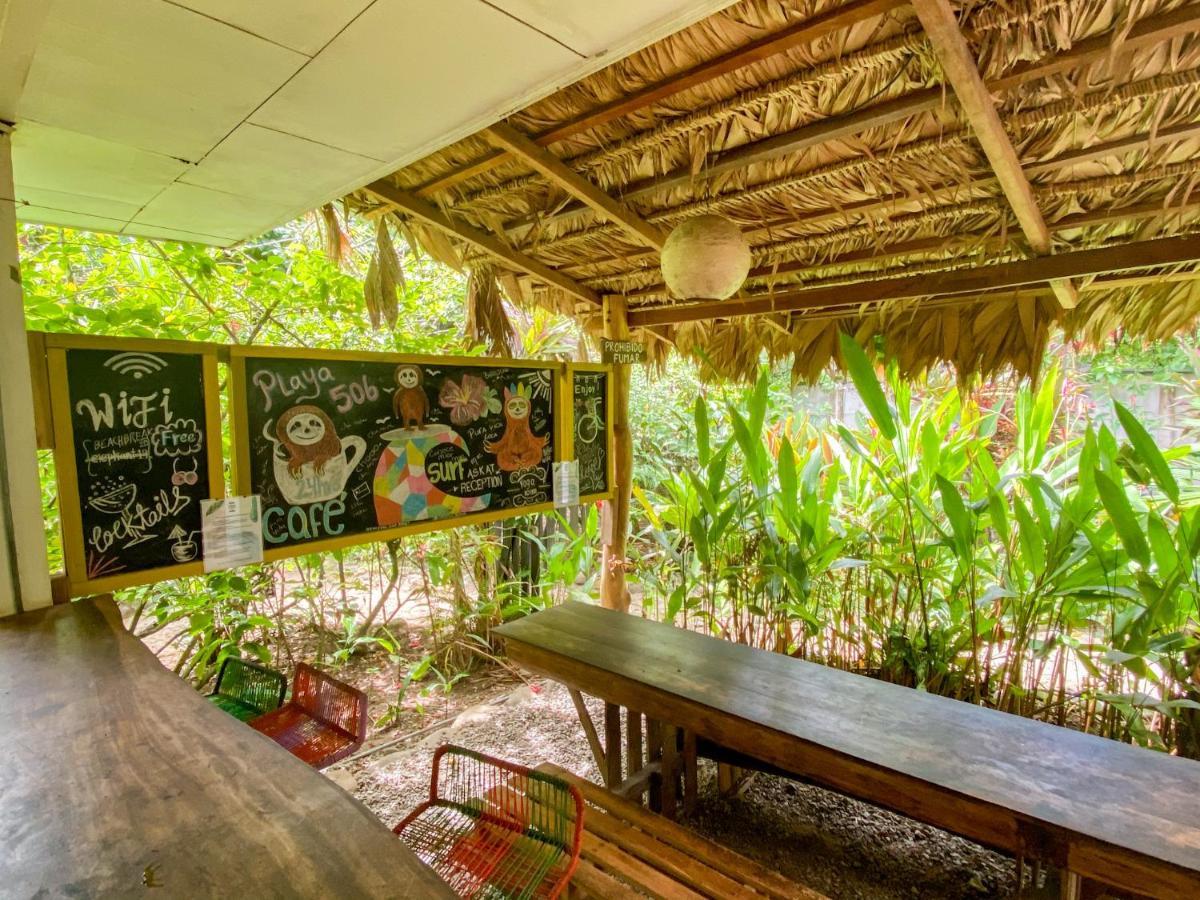 Playa 506 Beachfront Hostel Puerto Viejo de Talamanca Buitenkant foto