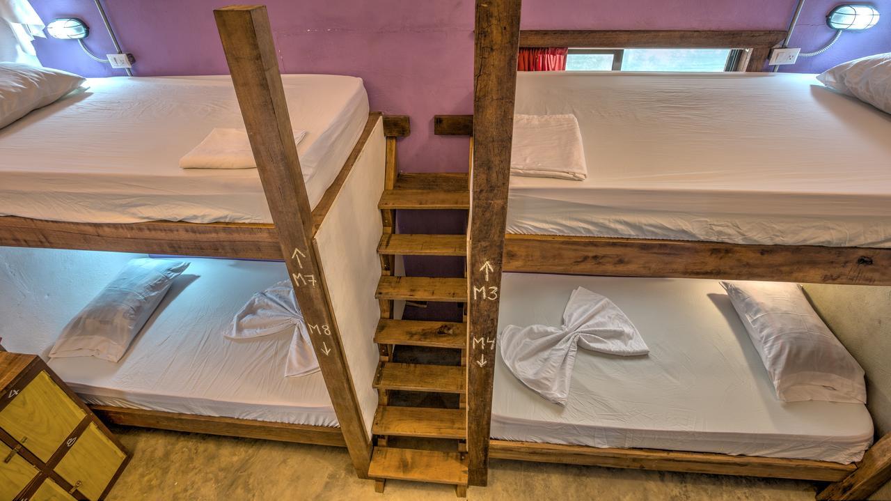 Playa 506 Beachfront Hostel Puerto Viejo de Talamanca Buitenkant foto
